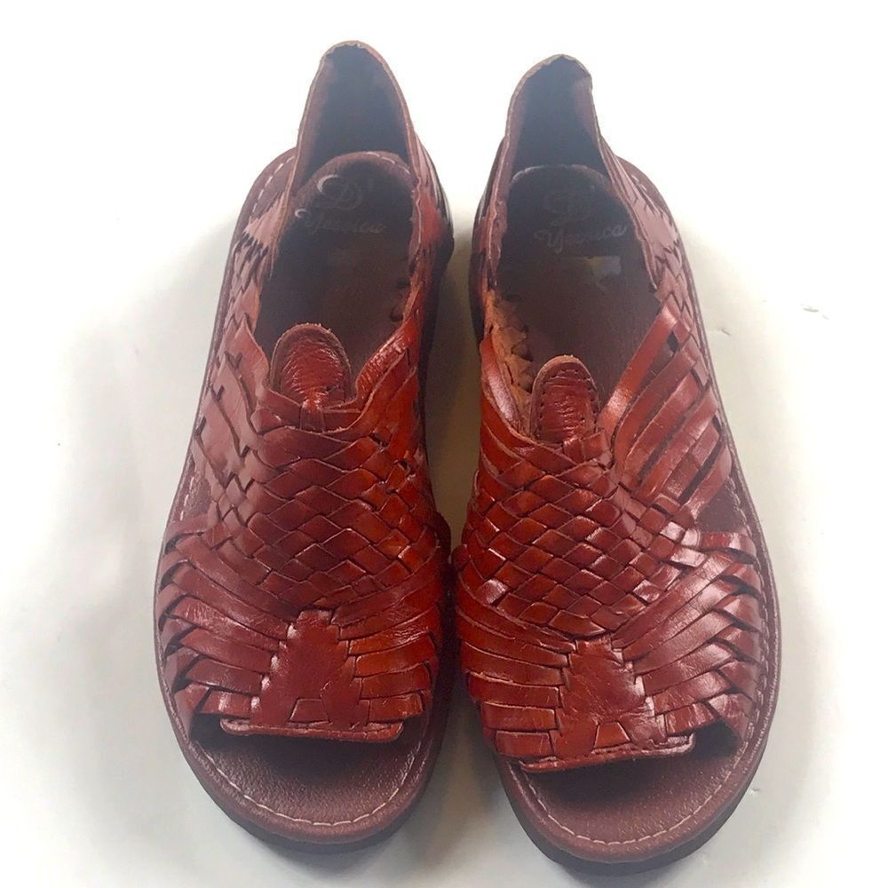 D Yessica Handmade Sandals Size 7/8